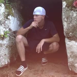 Meet your Posher, Jared